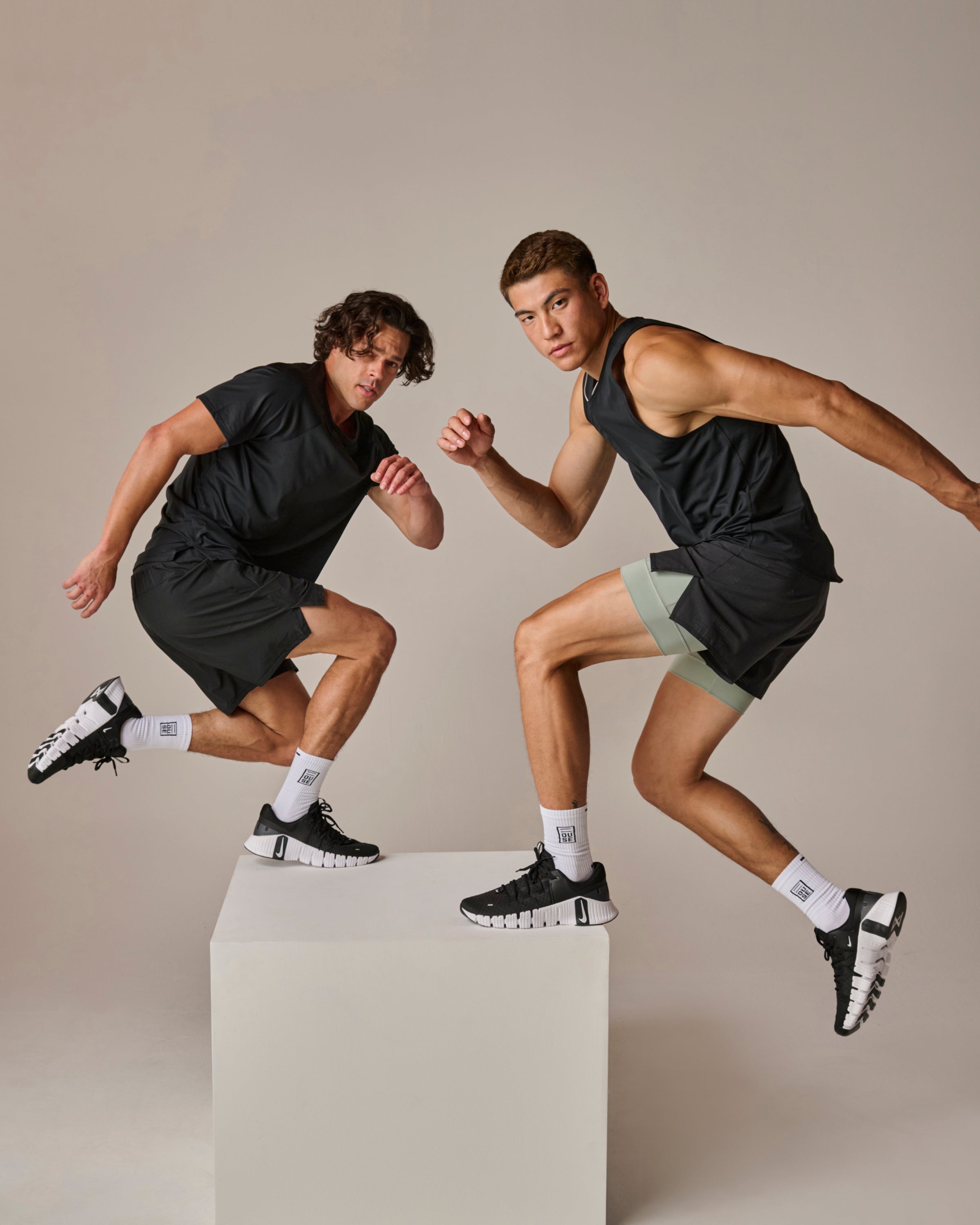 Perforated 4" Lined Short - Black/Sea Green